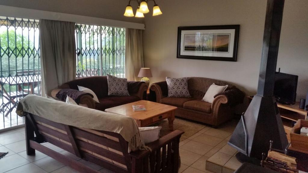 Sangwana 27 Holiday Home アンダーバーグ エクステリア 写真